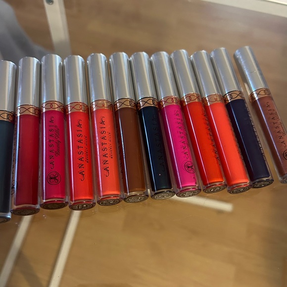 Anastasia Beverly Hills Liquid Lipstick Bundle- assorted - Picture 5 of 5